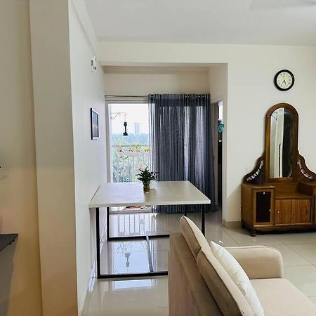 Memmsta Blooming Bird Guruvayur Villa Dış mekan fotoğraf